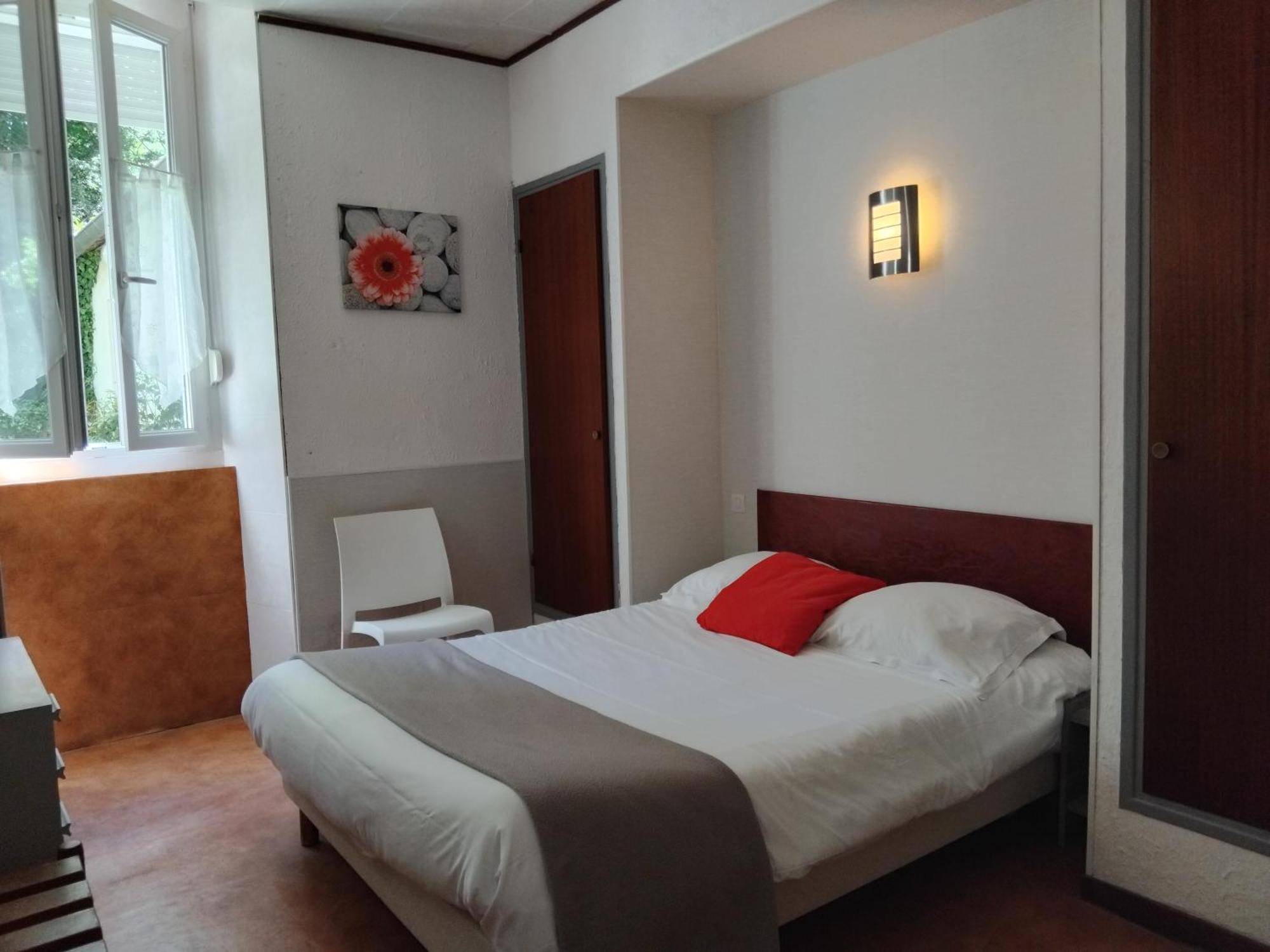 Hotel La Gravenne Thueyts Habitación foto