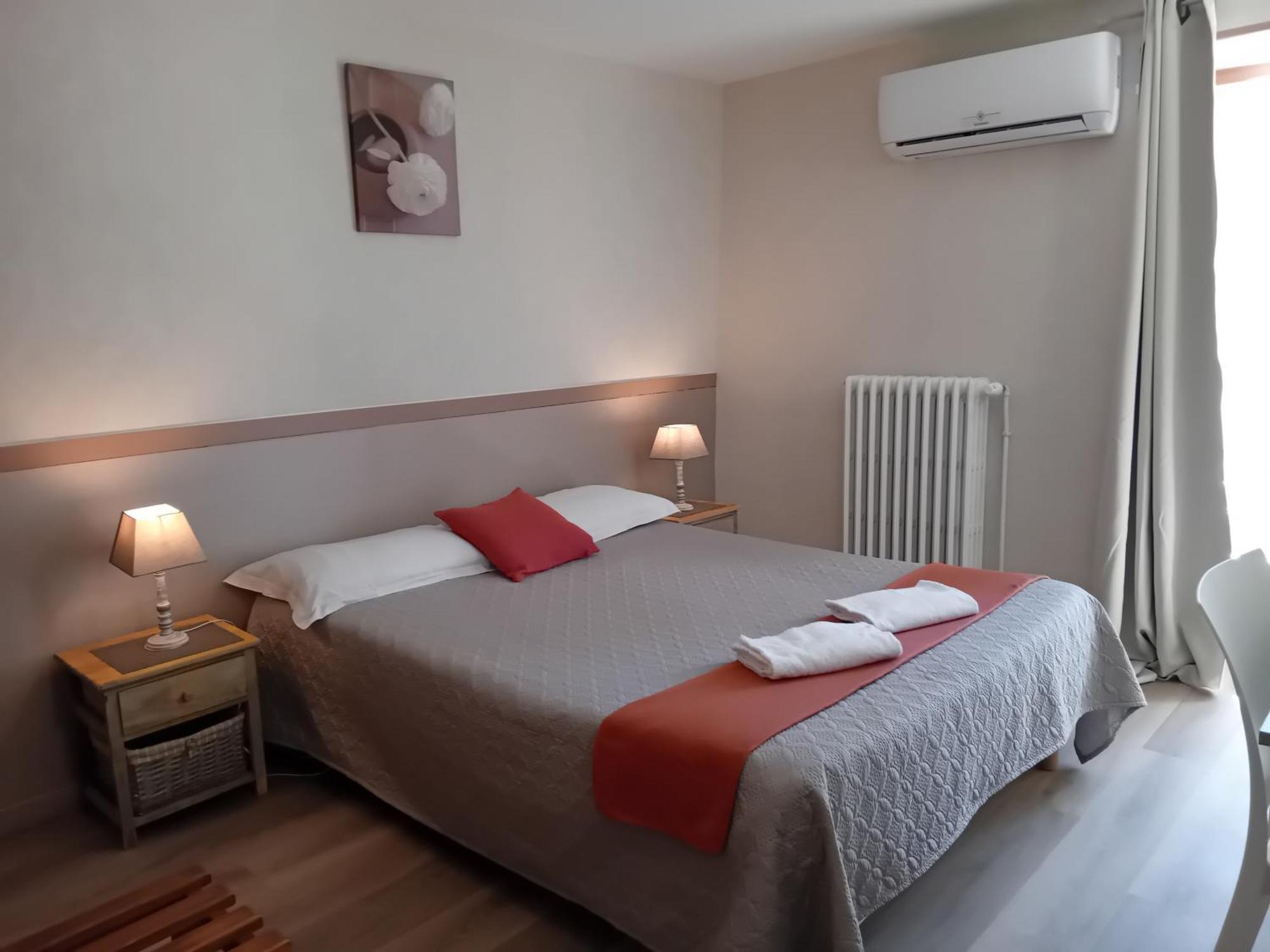 Hotel La Gravenne Thueyts Habitación foto